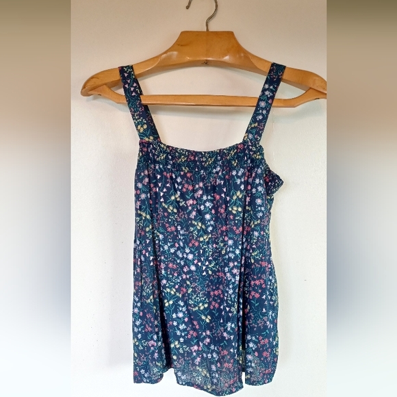 Women's Medium Old Navy Floral Tank Top - Picture 1 of 5